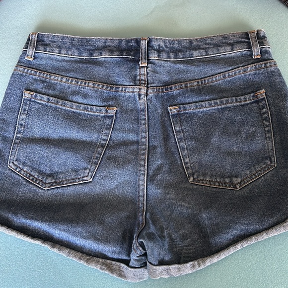 Highwasted Forever 21 Jean shorts size 30 - Picture 2 of 2